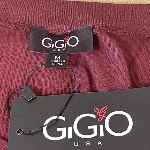 Gigio burgundy tee shirt dress with patchwork print, large flowy sleeves. - Picture 10 of 14